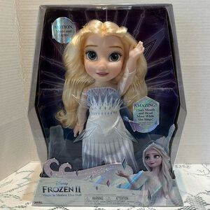 Disney Frozen 2 Magic In Motion Elsa Doll Sings Show Yourself